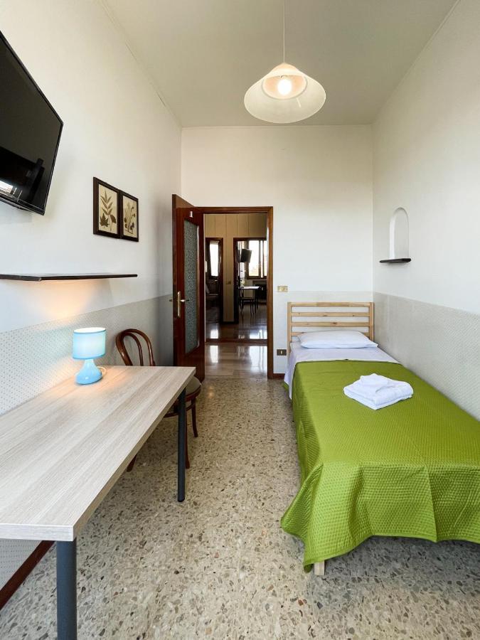 Casa Gramsci - Affitti Brevi Italia Hotel Modena Exterior foto
